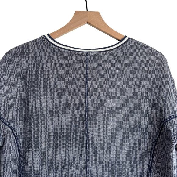 Vineyard Vines Womens Dress Medium Varsity Sweatshirt Super Soft Chevron Pockets - Picture 6 of 9